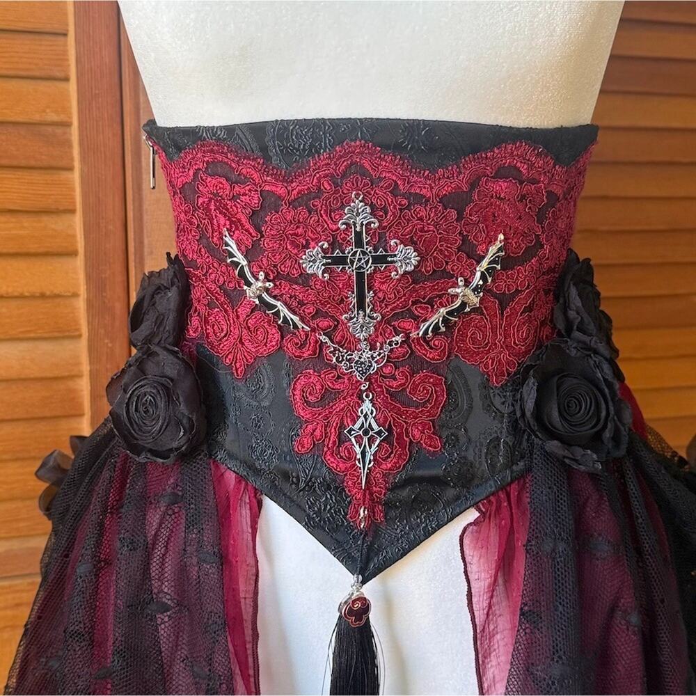 Devil Fashion Gothic Victorian Vampire Red Black Rose Cross Cincher Overskirt - Picture 2 of 13